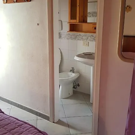 Apartment Thiny House Ginestra